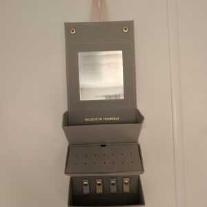 🎀$5 Multi Use Travel Case/ Jewelry Organizer with Mirror